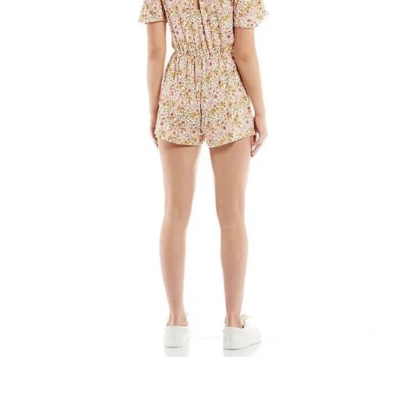 Moa Moa Ditsy Floral Surplice Short Sleeve Romper Multi Color Size S - Picture 3 of 7